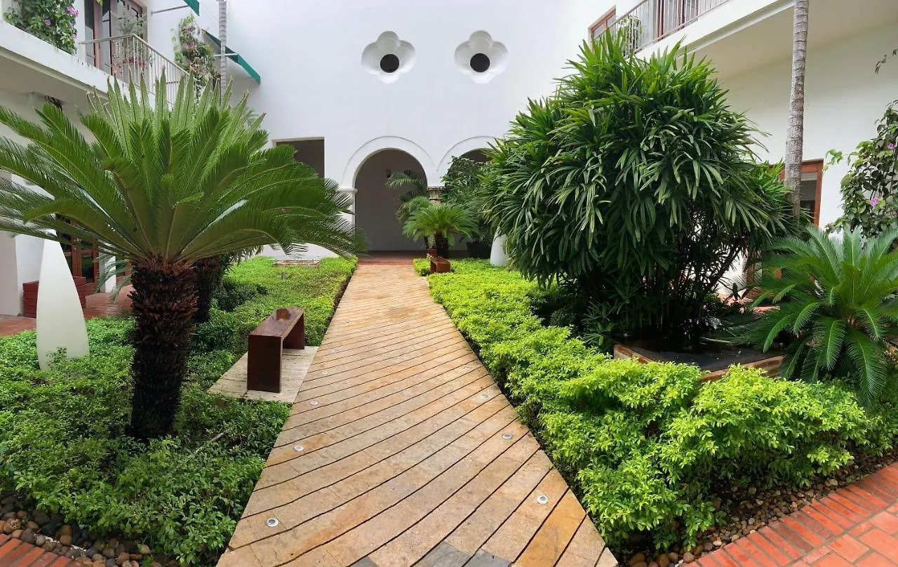 Virrey Eslava 120 Inside The Walled City, Pool, Jacuzzi & Near The Sea Cartagena Apartment