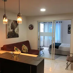 Apartamento En El Edificio Nuevo Conquistador Con Vista Al Mar Cartagena